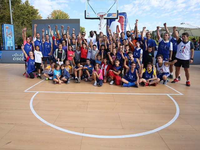 Cisco employees and their families enjoy an NBA Clinic as part of the festivities surrounding the 2016 Global Game in Madrid, Spain.