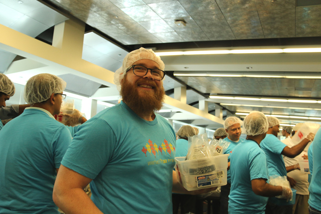 GSE employees volunteer with Rise Against Hunger in RTP