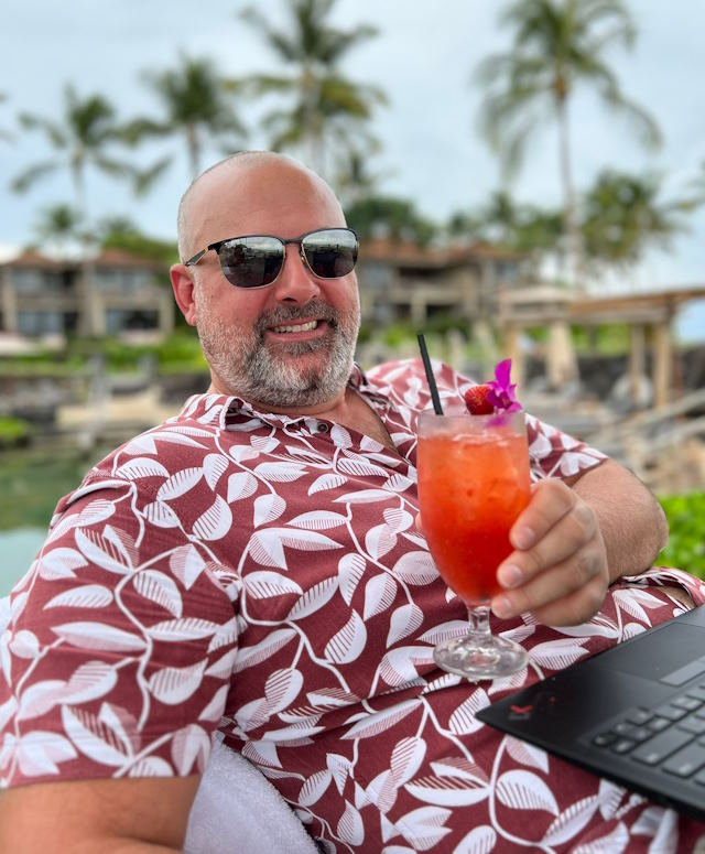 Ross at Club Cisco in Hawaii in 2022, honoring Ross’s exceptional sales performance, dedication, and skill.