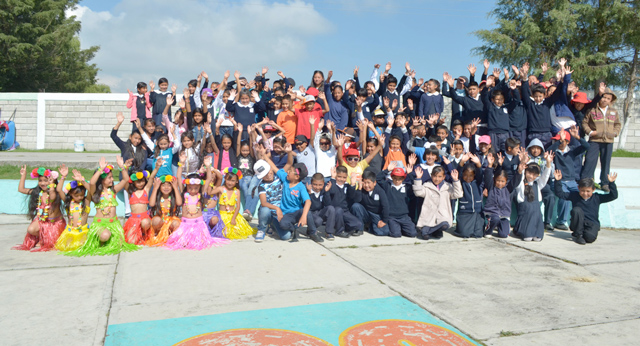 The children from Miguel Hidalgo school after their end-of-year performance during one of the Godparent visits.